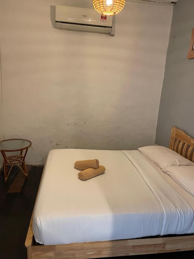 Layang Layang Guest house 2*