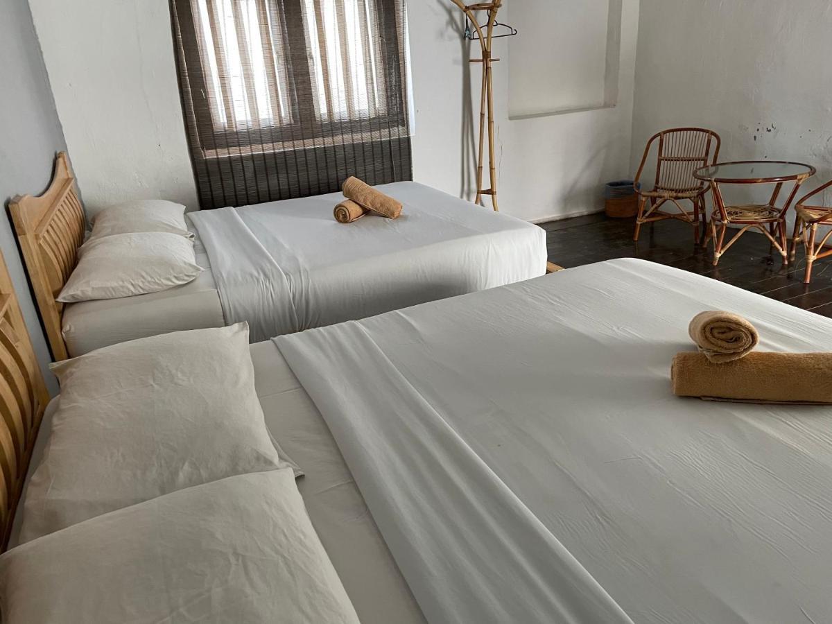 Layang Layang Guest house 2*