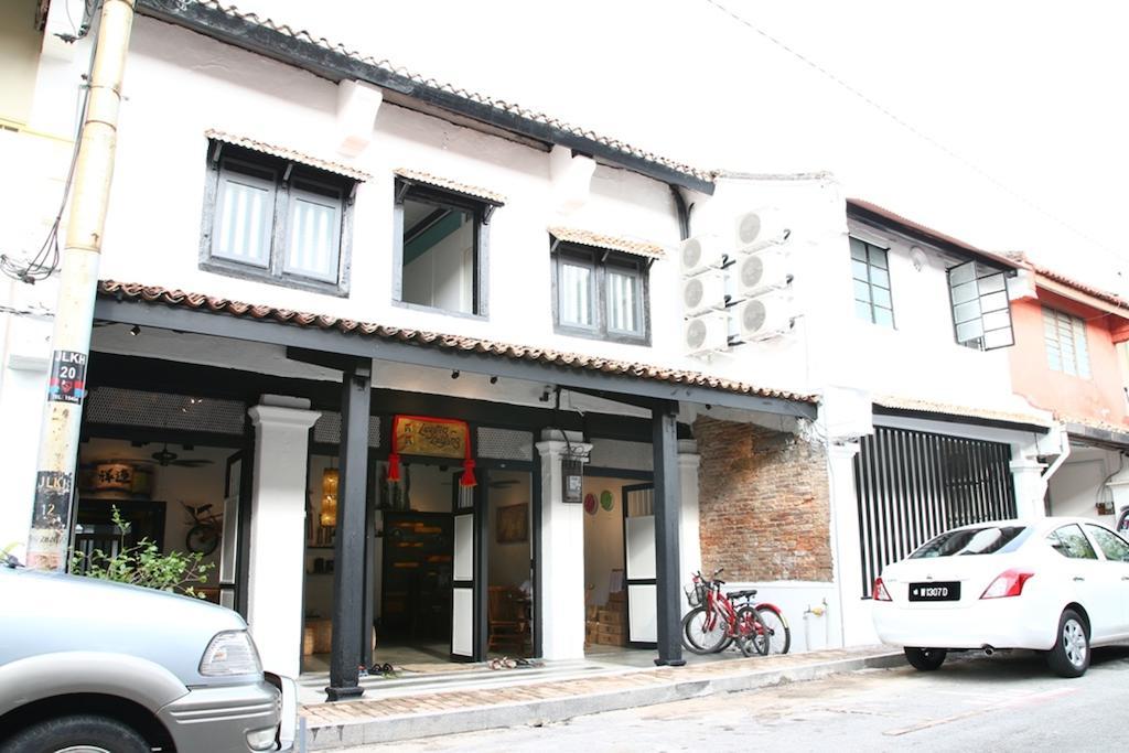 Guest house Layang Layang